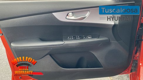 Used 2023 Kia Forte LXS w/ LXS Technology Package image 13