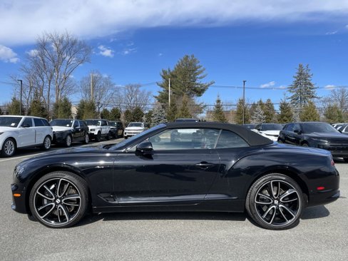 Used 2023 Bentley Continental GT Azure image 43