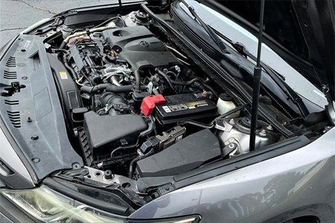 Used 2018 Toyota Camry SE image 34