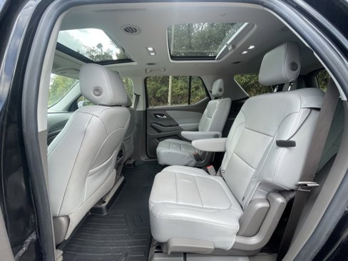Used 2018 Chevrolet Traverse LT image 25