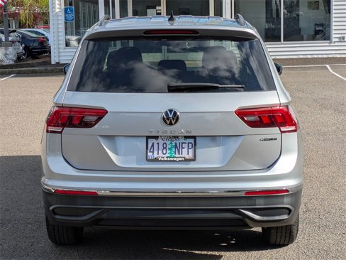 Used 2022 Volkswagen Tiguan S image 4