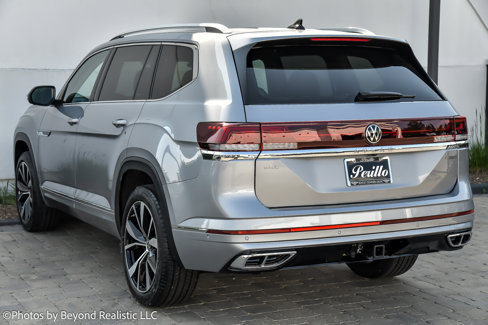 Used 2024 Volkswagen Atlas SEL Premium R-Line image 6
