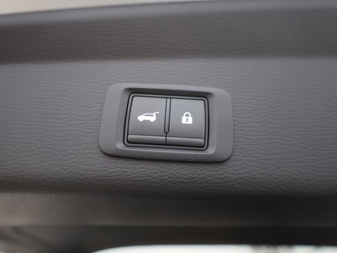 New 2025 Mitsubishi Outlander SE image 24
