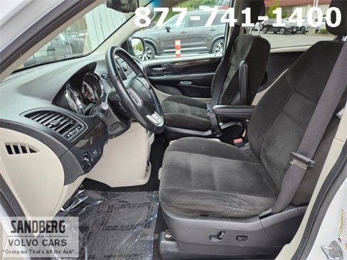 Used 2016 Dodge Grand Caravan SE w/ Quick Order Package 29E SE image 12