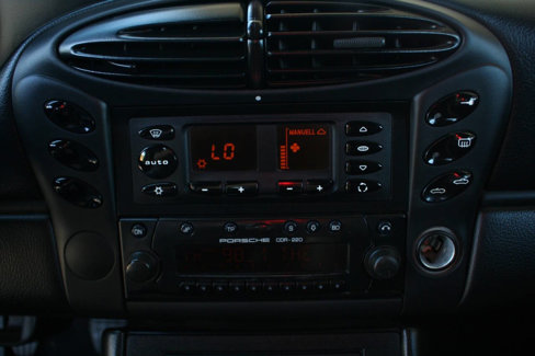 Used 2000 Porsche Boxster image 15