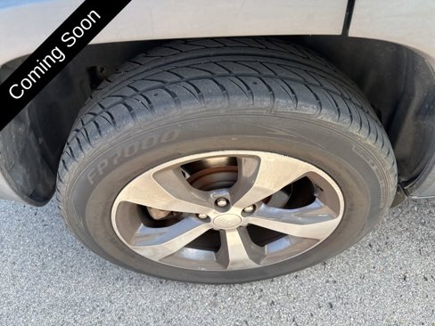 Used 2019 Jeep Cherokee Limited image 21
