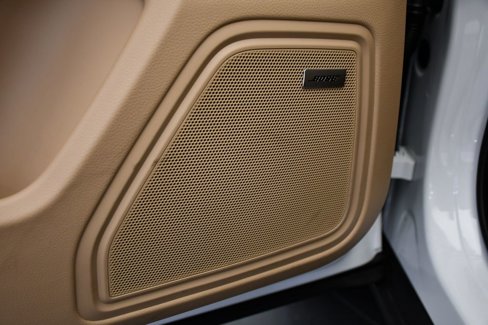 Used 2025 Porsche Macan image 38