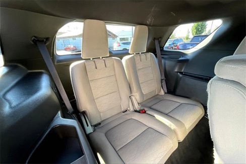 Used 2013 Ford Explorer 4WD w/ Class III Trailer Tow Pkg image 26