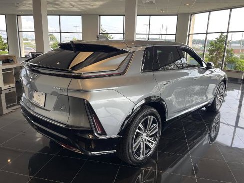 Certified 2024 Cadillac Lyriq Luxury w/ LPO, Floor Liner Package image 6
