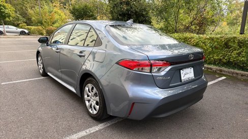 Used 2023 Toyota Corolla LE image 5