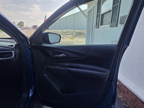 Used 2021 Chevrolet Equinox LT image 25