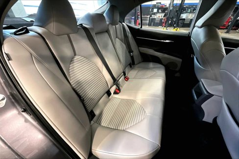 Used 2023 Toyota Camry SE image 16