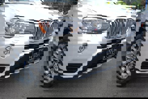 Used 2017 BMW X3 sDrive28i image 7