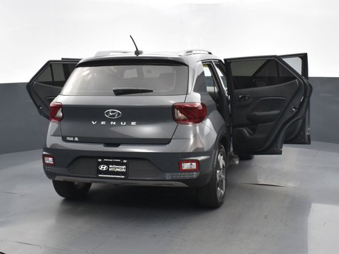 Certified 2024 Hyundai Venue Limited image 29
