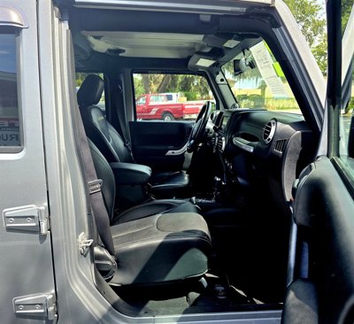 Used 2014 Jeep Wrangler Unlimited Sahara w/ Dual Top Group image 26