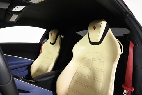 Used 2022 Ferrari Roma image 4