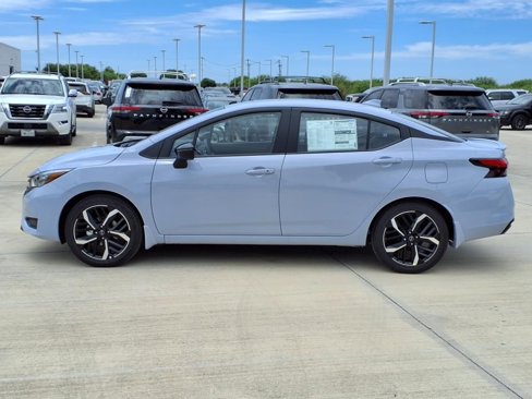New 2025 Nissan Versa SR w/ Trunk Package image 3