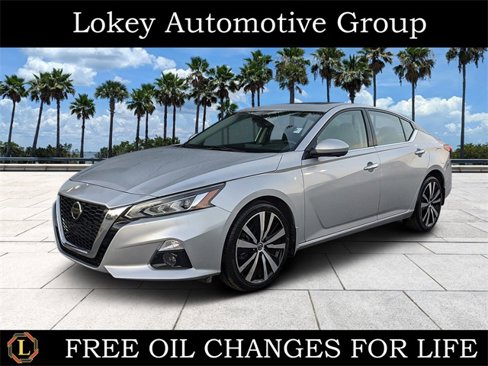 Certified 2020 Nissan Altima 2.5 Platinum image 1