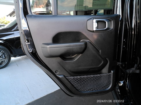 Used 2022 Jeep Wrangler Unlimited Sport image 14
