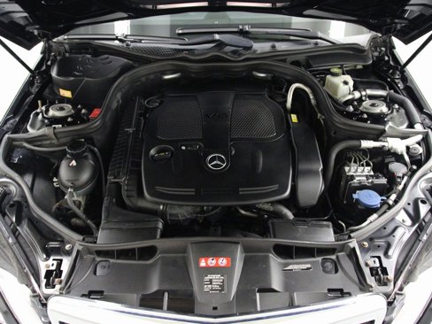 Used 2013 Mercedes-Benz E 350 4MATIC Sedan image 12