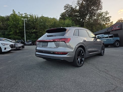 Used 2021 Audi e-tron Premium w/ Convenience Plus Package image 22