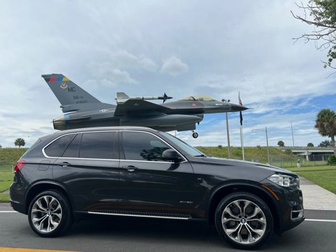 Used 2016 BMW X5 xDrive50i image 1