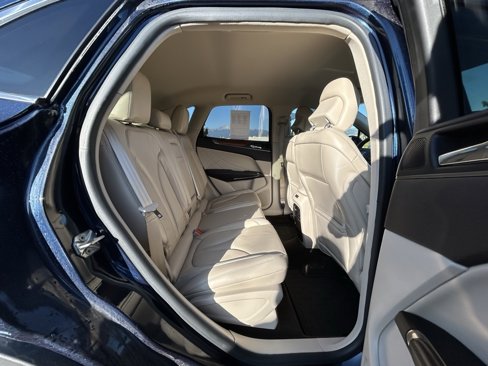 Used 2017 Lincoln MKC Select w/ Select Plus Package image 28