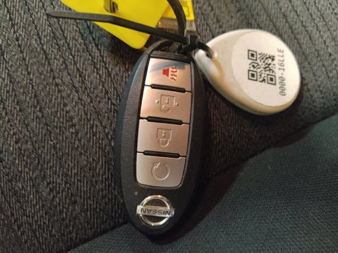 Used 2021 Nissan Rogue SV image 32