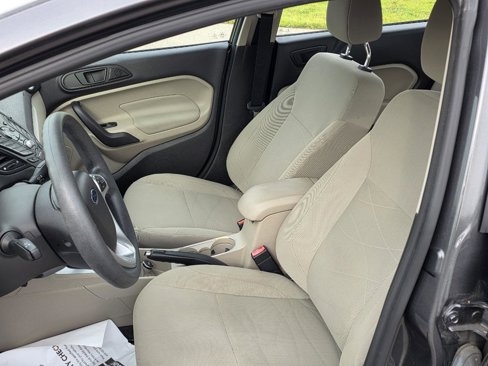 Used 2018 Ford Fiesta SE image 13
