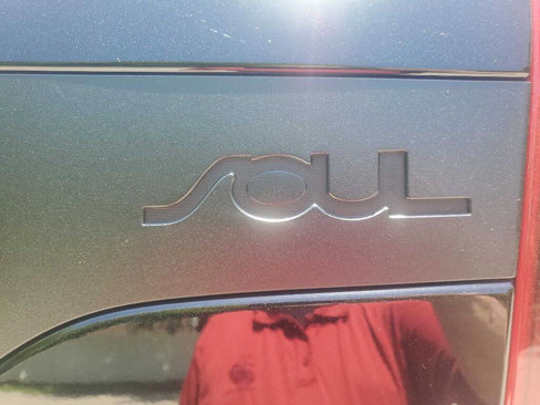 Used 2021 Kia Soul LX image 15