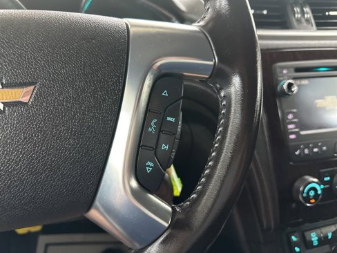 Used 2017 Chevrolet Traverse LT image 35