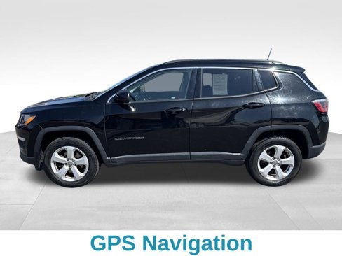 Used 2017 Jeep Compass Latitude w/ Popular Equipment Group image 3