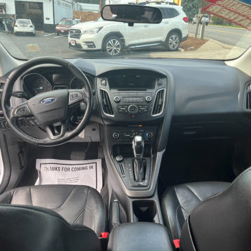 Used 2016 Ford Focus SE w/ Equipment Group 201A image 12