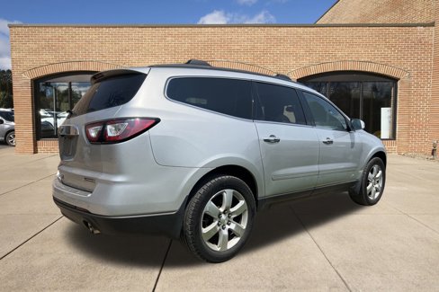 Used 2017 Chevrolet Traverse Premier image 3