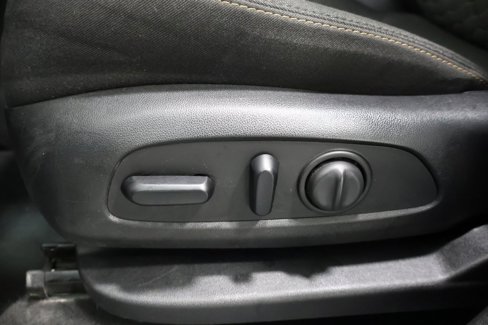 Used 2020 Chevrolet Equinox LT image 14