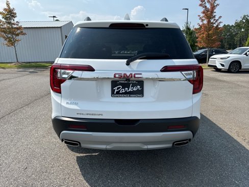Used 2021 GMC Acadia SLT image 3