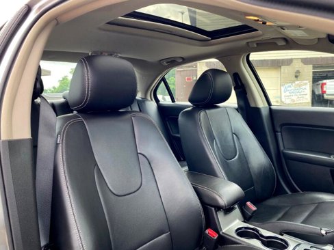 Used 2011 Ford Fusion SEL w/ 302A Rapid Spec Order Code image 15