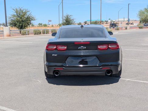 Used 2019 Chevrolet Camaro LT w/ Technology Package image 4