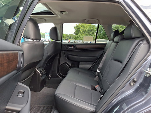 Used 2016 Subaru Outback 2.5i Limited image 10