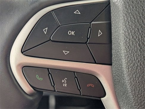 Used 2018 Jeep Grand Cherokee High Altitude image 17