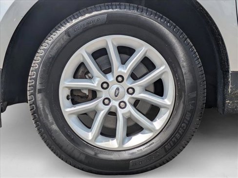 Used 2013 Ford Edge SE image 21
