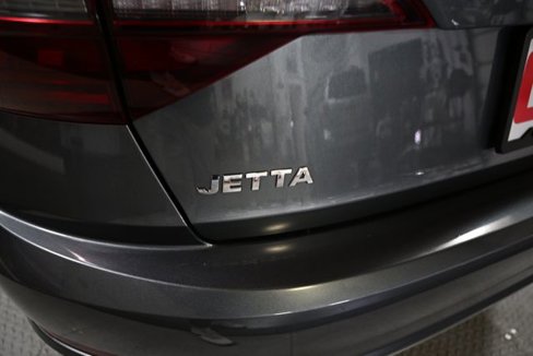 Used 2020 Volkswagen Jetta S w/ Driver Assistance Package image 13