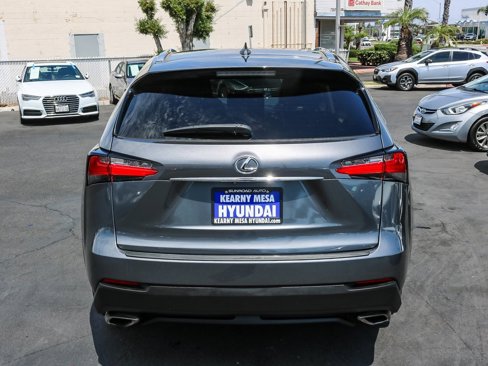 Used 2016 Lexus NX 200t FWD image 9