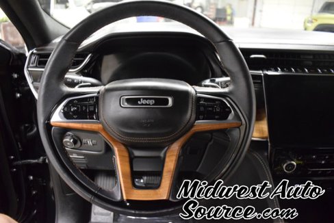 Used 2024 Jeep Grand Cherokee Summit image 18