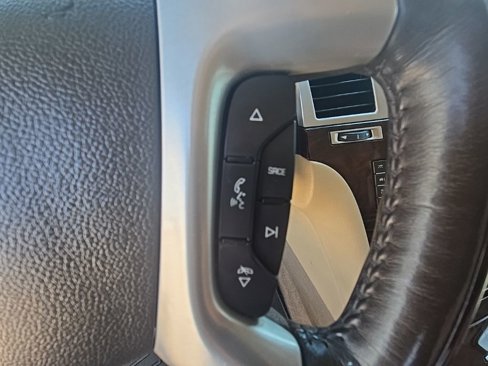 Used 2012 Cadillac Escalade ESV Luxury image 15