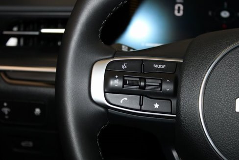 Used 2025 Kia K5 GT-Line w/ GT-Line Premium Package image 24