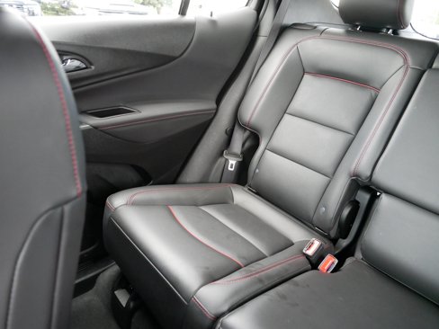 Used 2022 Chevrolet Equinox RS w/ RS Leather Package image 12