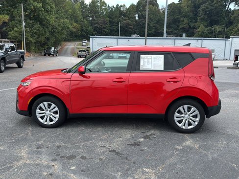 Used 2022 Kia Soul LX image 3