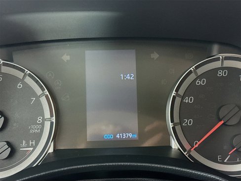 Used 2022 Toyota Highlander LE image 12