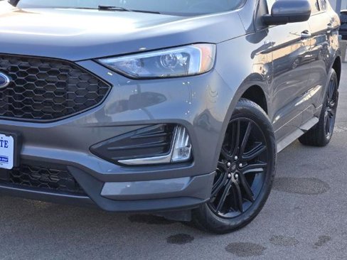Certified 2022 Ford Edge ST-Line image 3